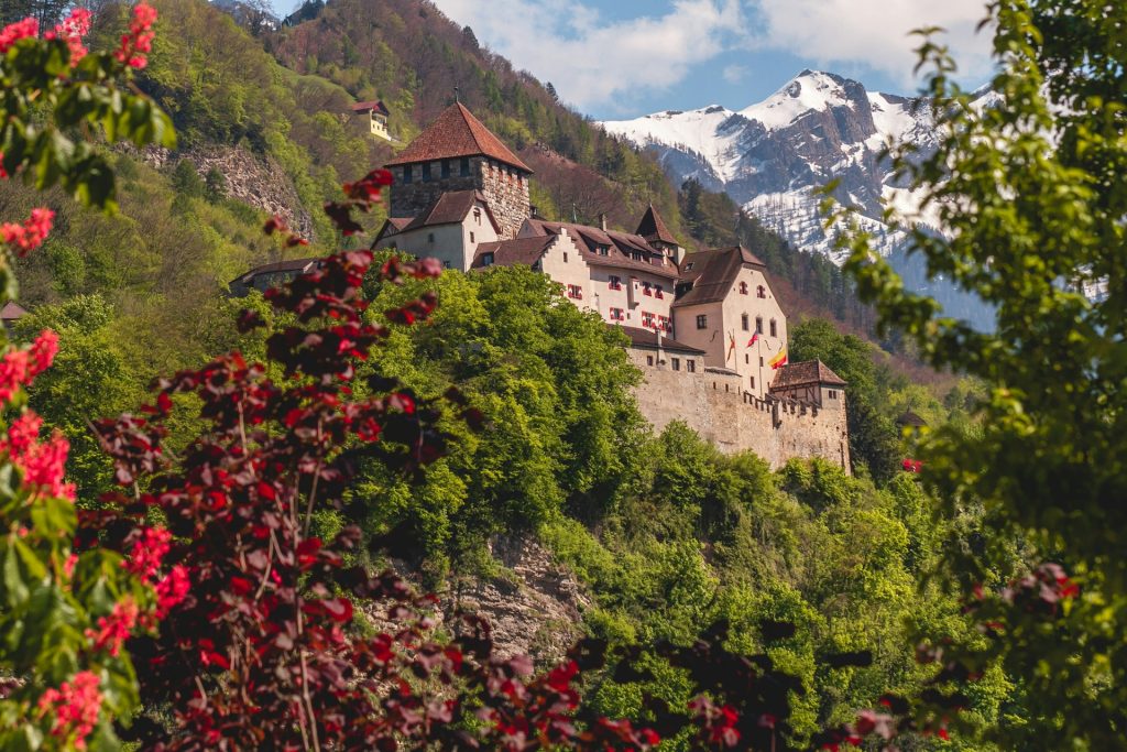 قلعه فادوتس (Schloss Vaduz) - لیختن‌اشتاین